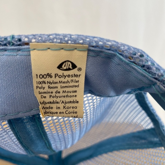 Voyager Hotel North Bay Ontario Blue White Trucker Hat NEW - Picture 3 of 10